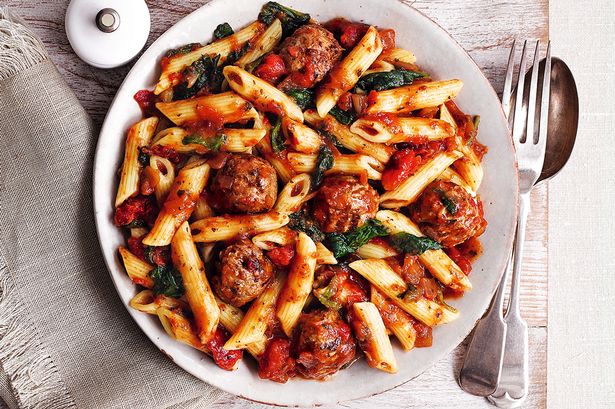 כדורי בשר ברוטב עגבניות, מיטבולס, meatballs, קציצות ברוטב עגבניות