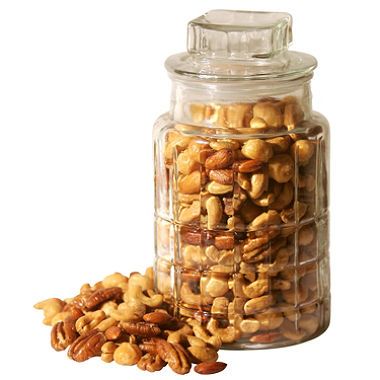 Cup of nuts, almonds or nuts - 85 grams (chopped) or 100 grams (ground)